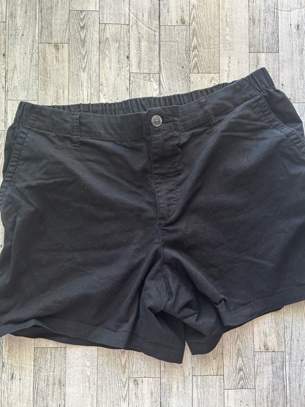 *closet clean out* Old Navy high waisted OGC pull on chino shorts 3.5